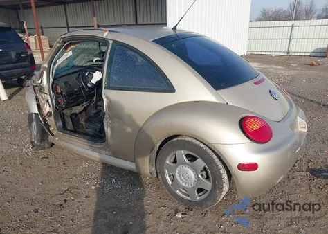 2001 Volkswagen New Beetle Gls 1.8L Turbo z USA, uszkodzony, nr VIN 3VWCC21C01M423276